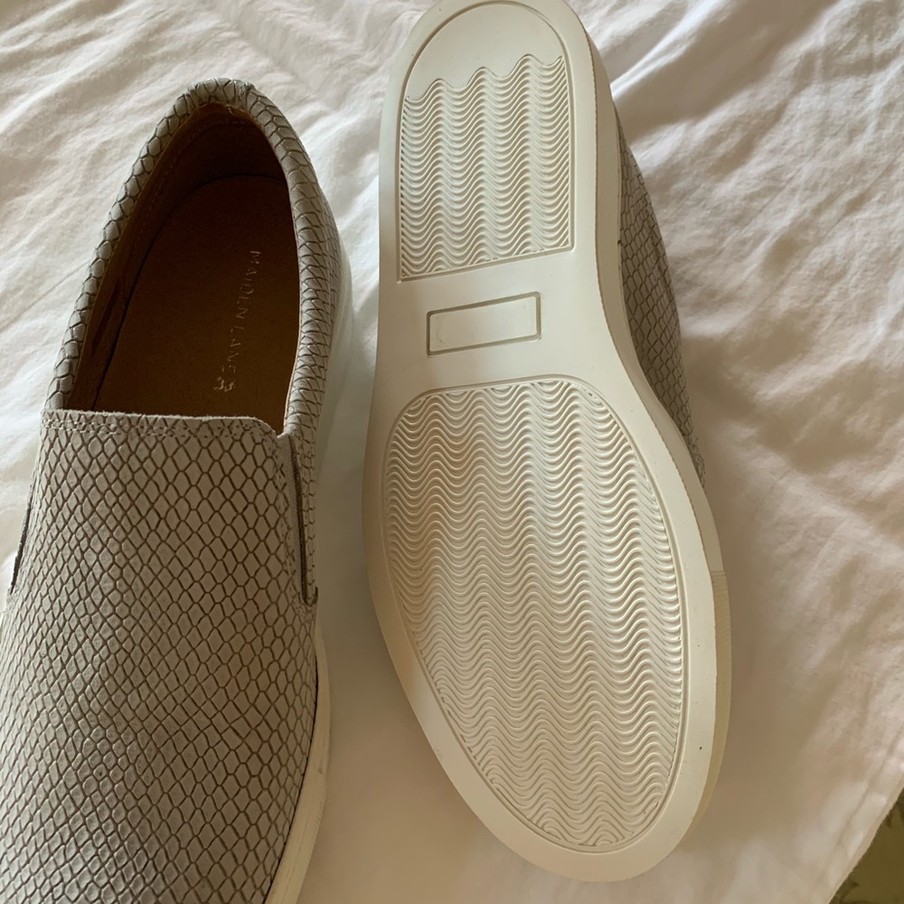 Maiden Lane Sneaker NWOT - Picture 4 of 6